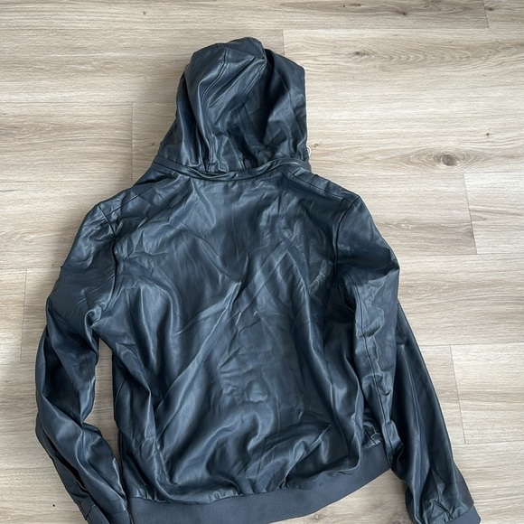 X Armani Exchange
Men's Faux-Leather Hooded Jacket - Picture 11 of 11